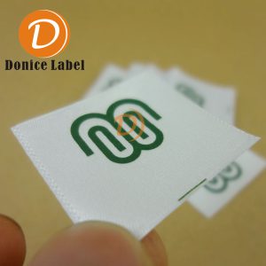 定制印嘜洗標(biāo)