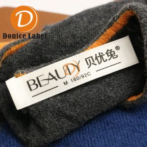 衣服領(lǐng)標(biāo)
